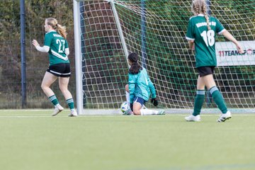 Bild 38 - wU19 Rissener SV - VfL Pinneberg : Ergebnis: 9:1